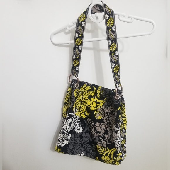 2 GUC Vera Bradleys for cleaning/repair, or upcycling - Picture 2 of 16